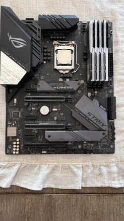 Pc Combo | Asus Striz z390-e 4x8gb | 3200 Trident Z RGB | Intel 8700k