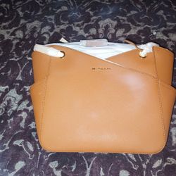 Michael Kors Purse Brand New$350 With Gift Bag!