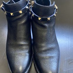 Valentino GRAVANI Rockstud Accents Leather  ankle Boots 