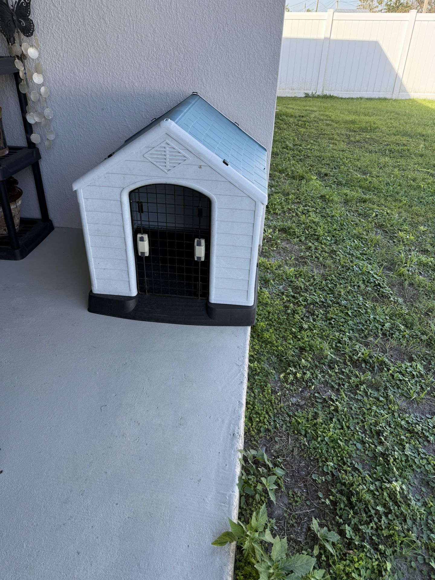 Dog House