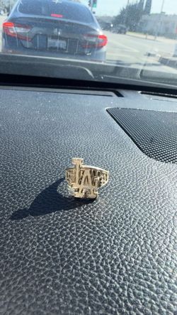 Gold ring