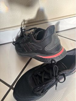Shoes size 6 women’s