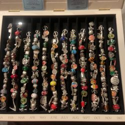 12 Holiday Betty Boop Charm Bracelets. 