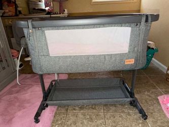 AMKE bedside bassinet