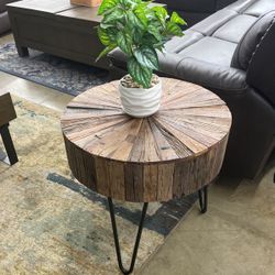 Natural Wooden End Table 