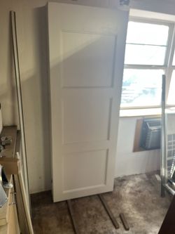 NEW Interior Barn Door 30x80 3 Panel White 
