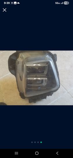 22 Hyundai Tucson Headlamp Oem 