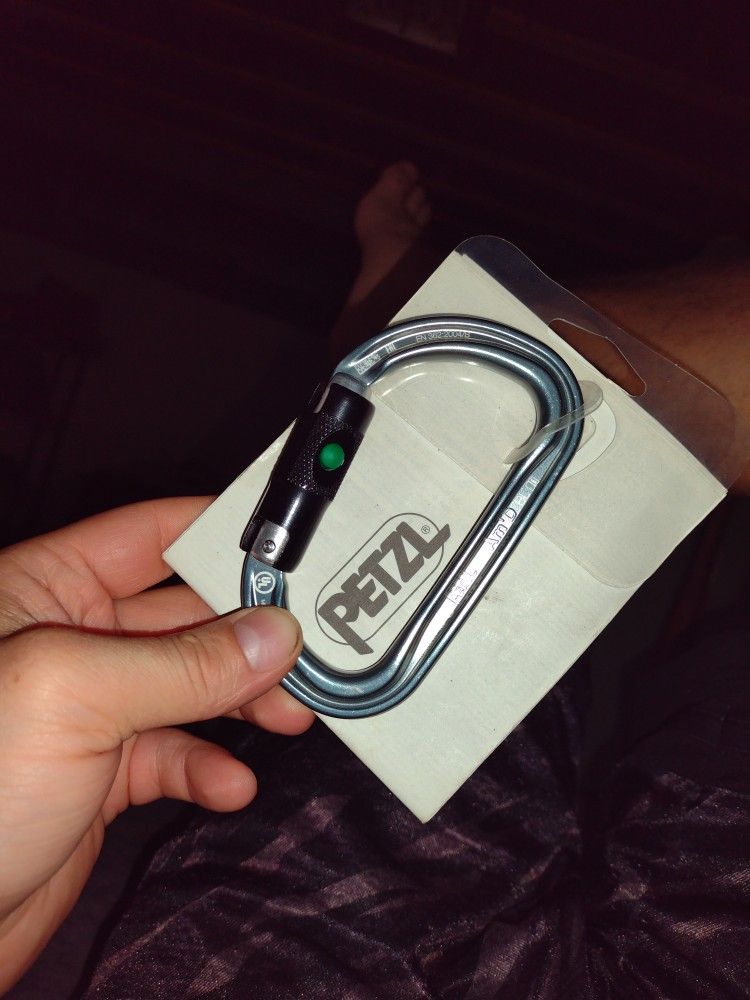 Petzl William Screw-Lock Carabiner