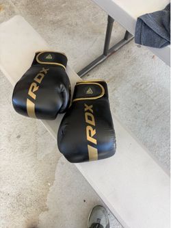 Kara BY RDX 10 Oz Boxing 🥊 Gloves