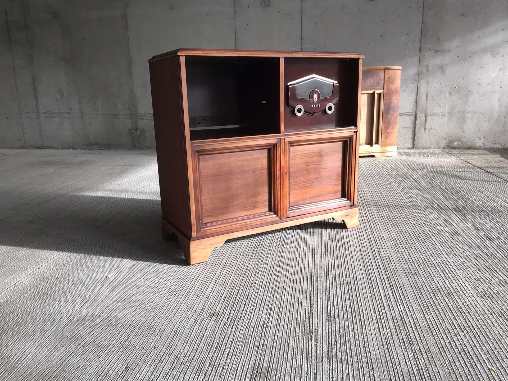 Charming Vintage Zenith Stereo Console. Hand Refinished With Natural Materials.