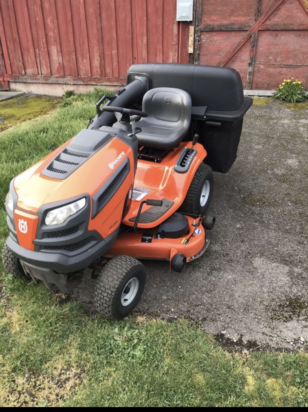 Husqvarna 48” riding mower