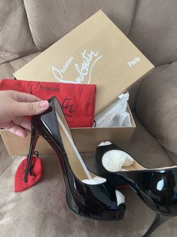 Christian Louboutin Size 38.5 But Fits 7-7.5