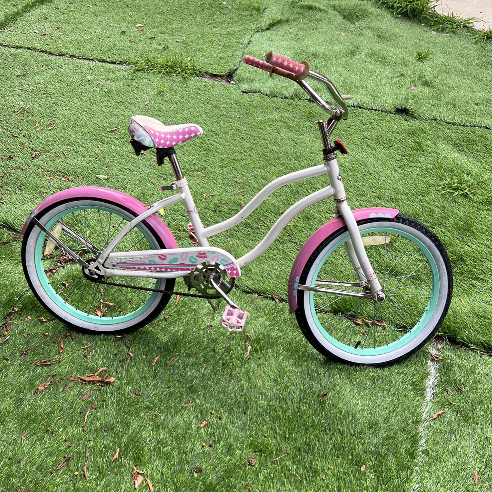 Girl’s Bike