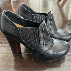Chie Mihara Otemba Black Platform Ankle Bootie Boot Heels Button  38