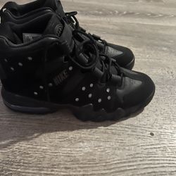 Nike Barkleys Size 9.5