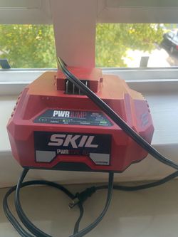 SKIL PWRCore 40V PWRJump Battery Charger