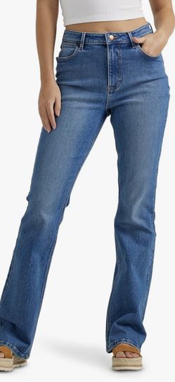 Women’s bootcut wrangler jeans