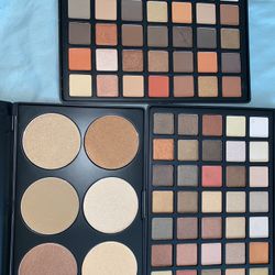 3 Pallets 