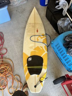 5’8” Surfboard