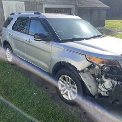 2012 Ford Explorer