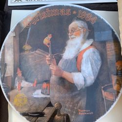 Norman Rockwell Plates Set Of Two