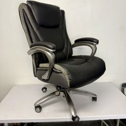 Serta Big and Tall Smart Layers Executive Office Chair with ComfortCoils
