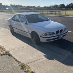 1998 BMW 528i