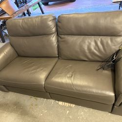Italian Leather Power Reclining Sofa – Dual Recliners