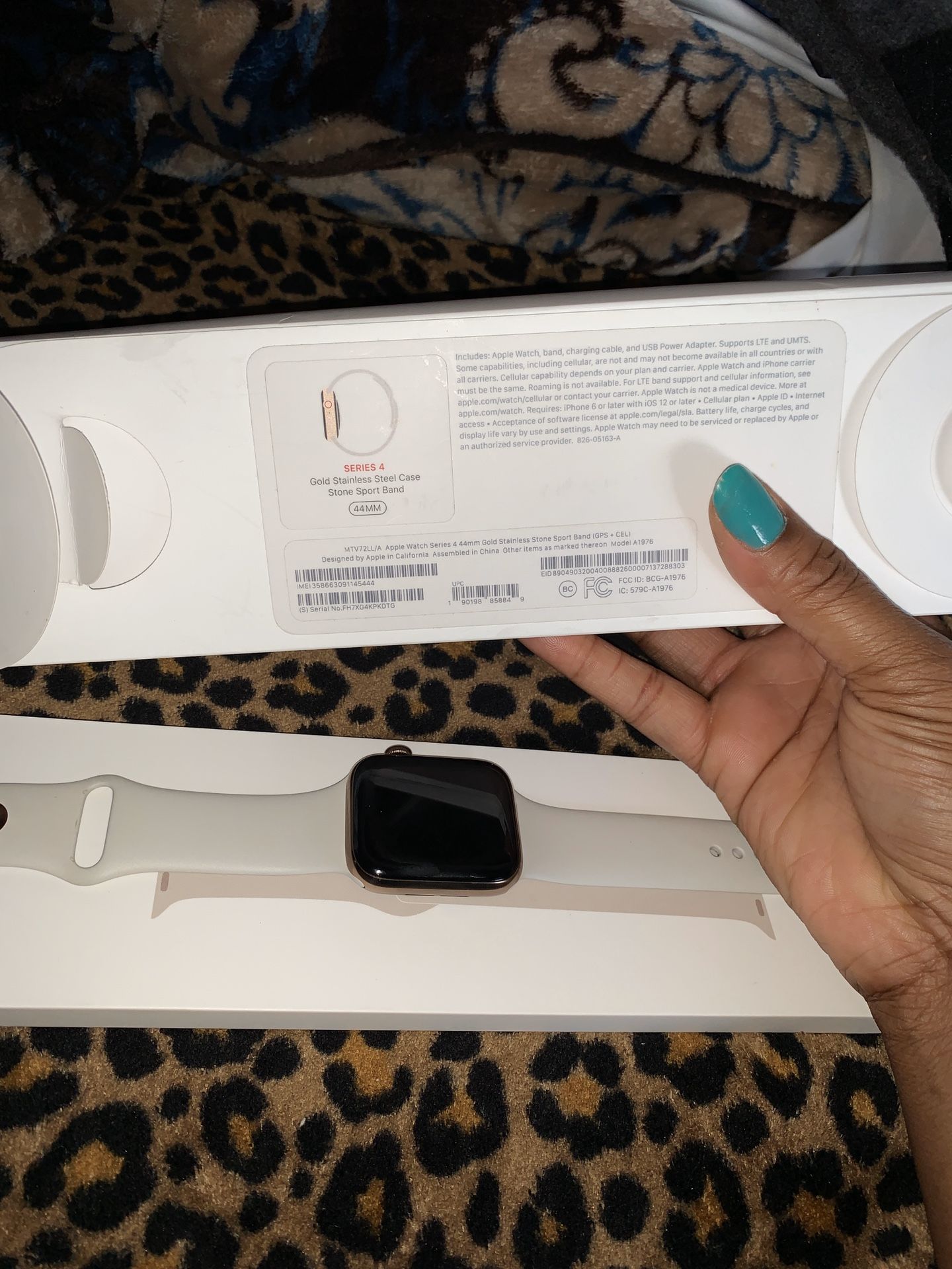 BRAND NEW Apple Watch Series 4 GPS + Cellular Unlocked