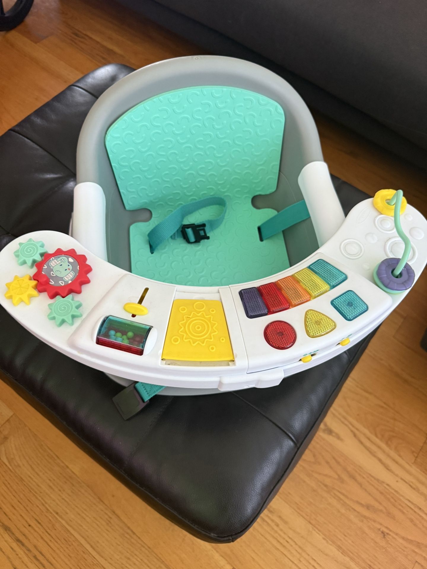 Infantino Music and Lights 3-in-1 Discovery Seat and Booster