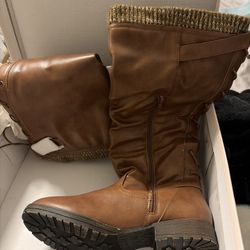 women’s boots 