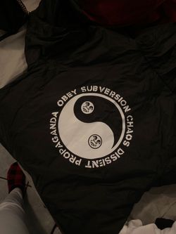 Small Obey wind breaker