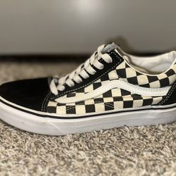 Gently Used Vans Old Skool Checkered Shoes
