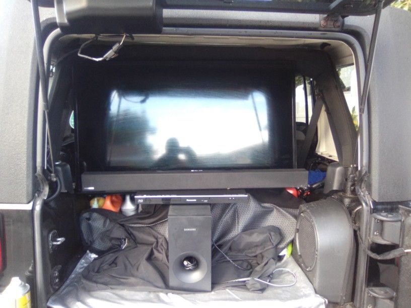 50"SAMSUNG SMART TV W REMOTE (BONUS INCLUDED