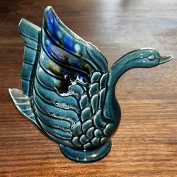 Ceramic Pottery Swan 8" 