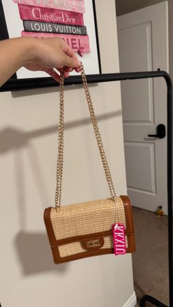 Crossbody bag