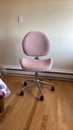 Pink velvet desk chair