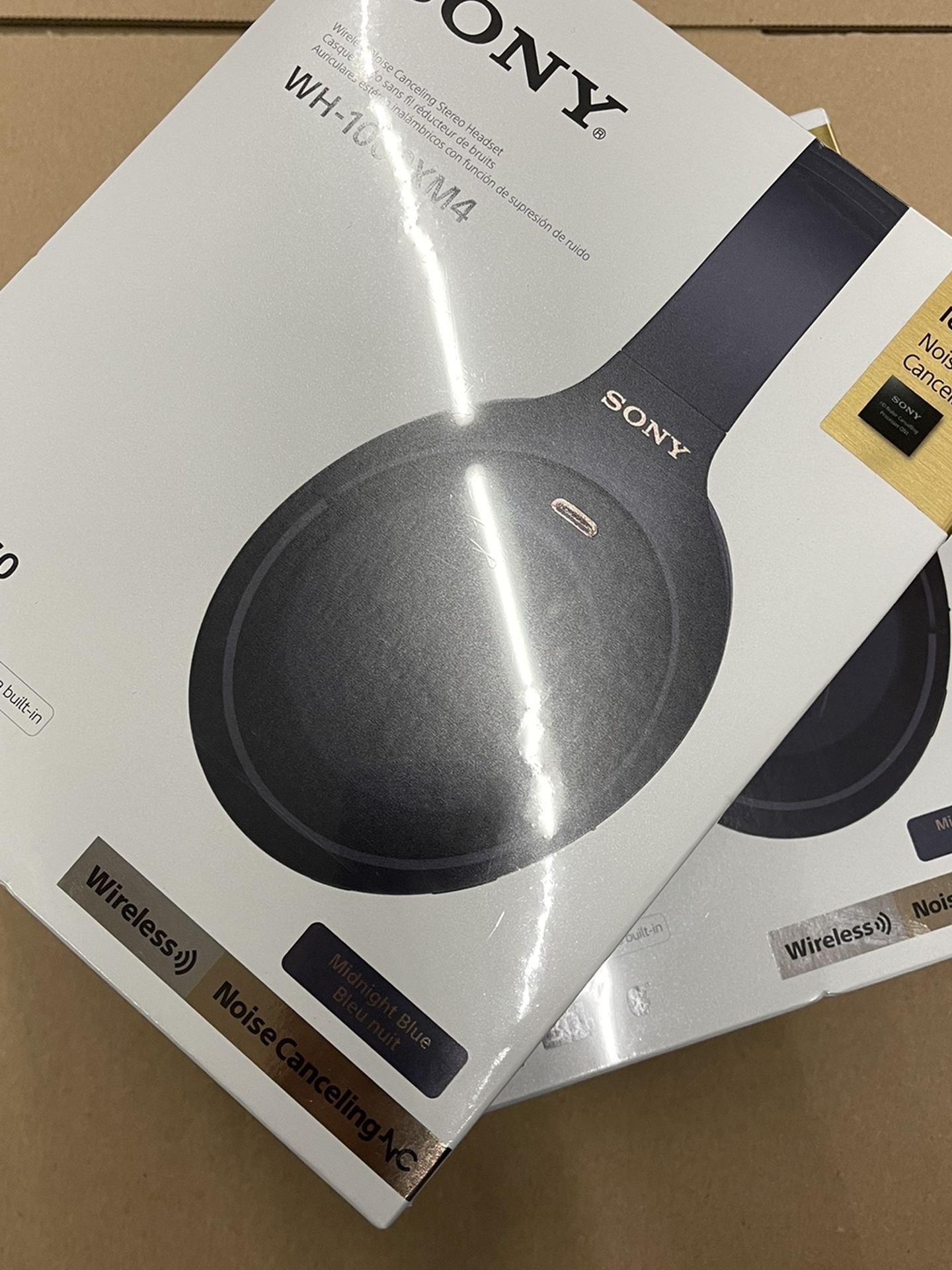 Sony - WH-1000XM4 Wireless Noise-Cancelling Over-the-Ear Headphones - Midnight Blue