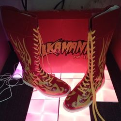 HULK HOGAN WWE LICENSED RED BOOTS WITH FLAMES SIZE 9 NEW W/ BOX - HULKAMANIA