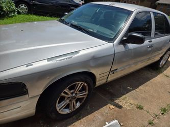 2004 Ford Crown Victoria
