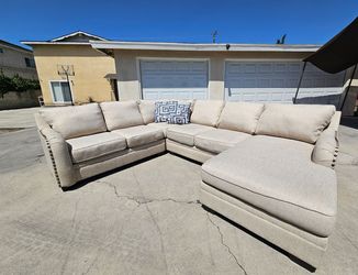 Beige Sectional Sofa 💥 Free Delivery 💥