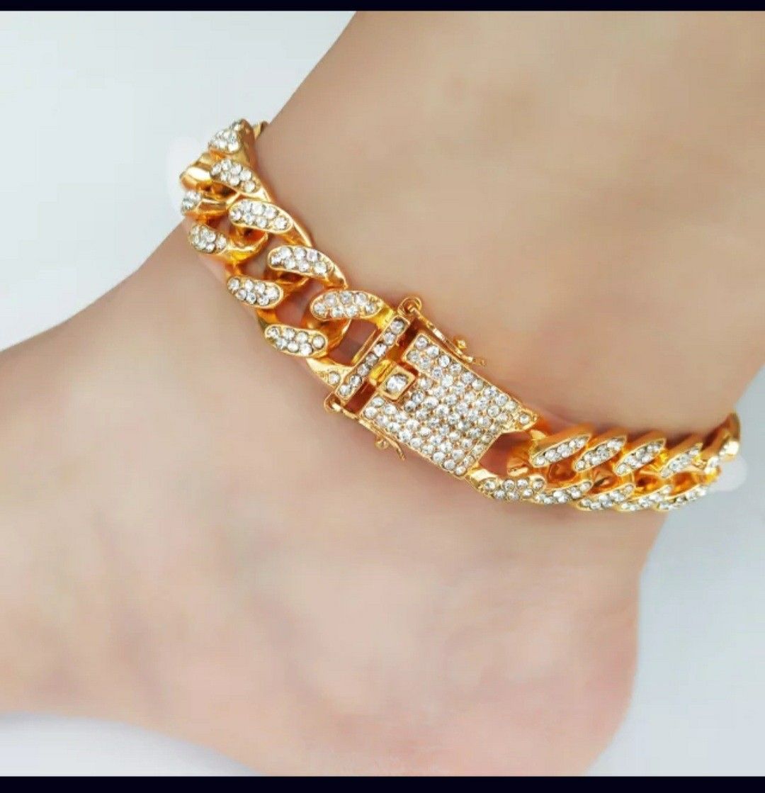 Anklet