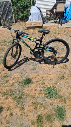 Schwinn Knowles 29" Mountain Bike