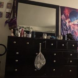 Dresser And Mirror 