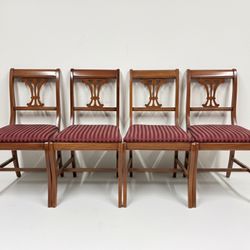 🪑 Vintage Elegant Mahogany Dining Chairs - Set of 4