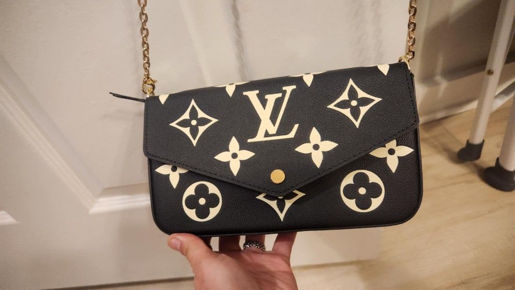 Crossbody 3 Peice Pouchette