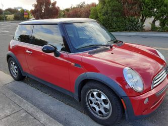 2005 mini cooper 5 speed manual runs great smoged cold ac