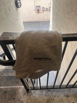 Essentials Shorts