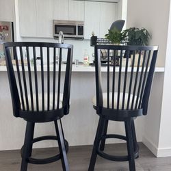 Windsor Swivel Stools 