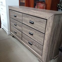 Dressers / Cajoneras